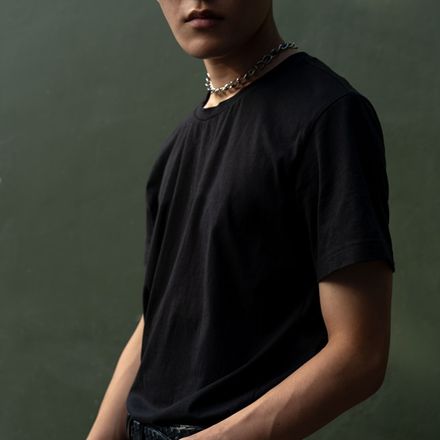 Black T Shirt thumbnail 4